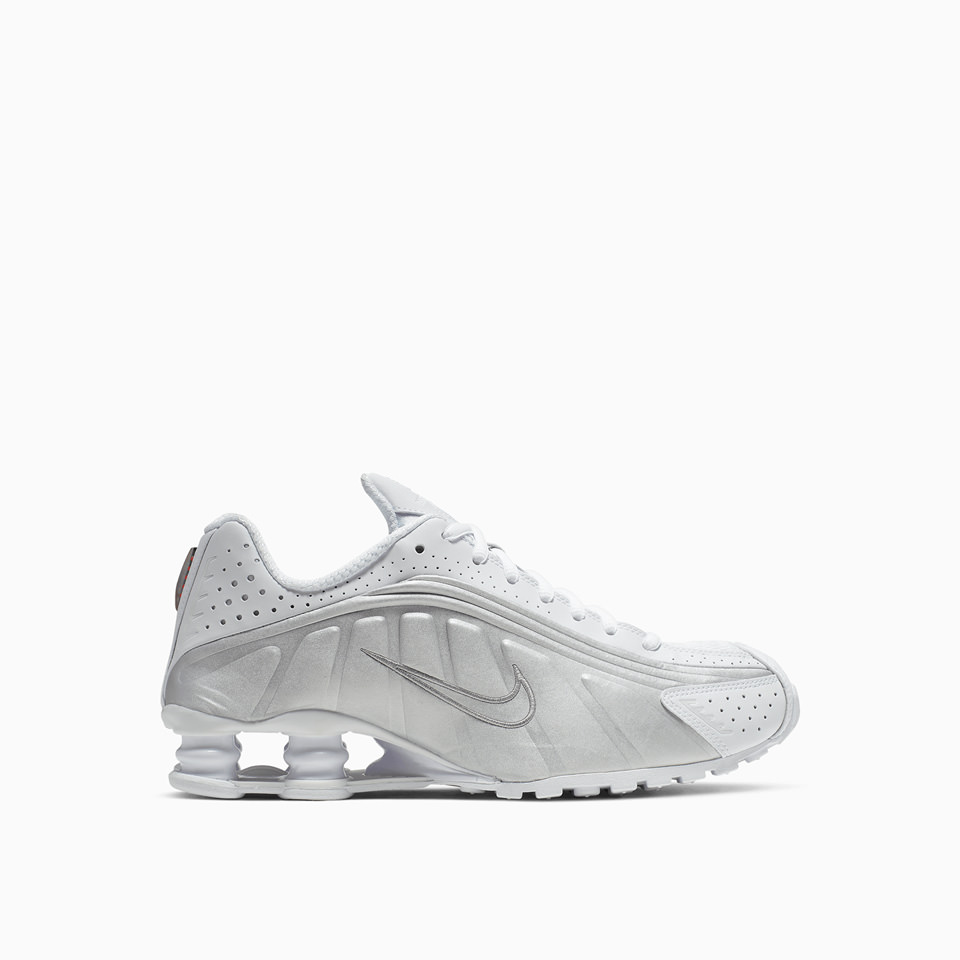 NIKE: SNEAKERS NIKE SHOX R4 AR3565-101