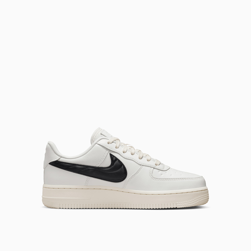 NIKE: SNEAKERS NIKE AIR FORCE 1 '07 (W) FV1182-001