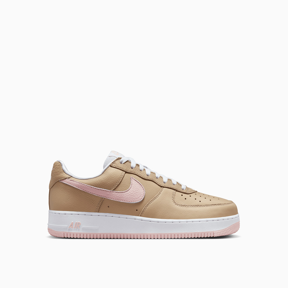 NIKE: NIKE AIR FORCE 1 LOW RETRO 201