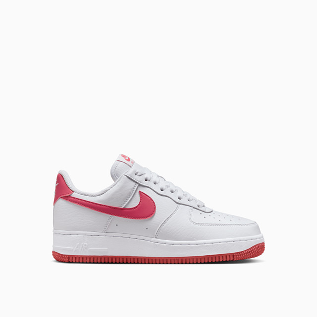 NIKE: NIKE AIR FORCE 1 '07 SNEAKERS DC9486-102