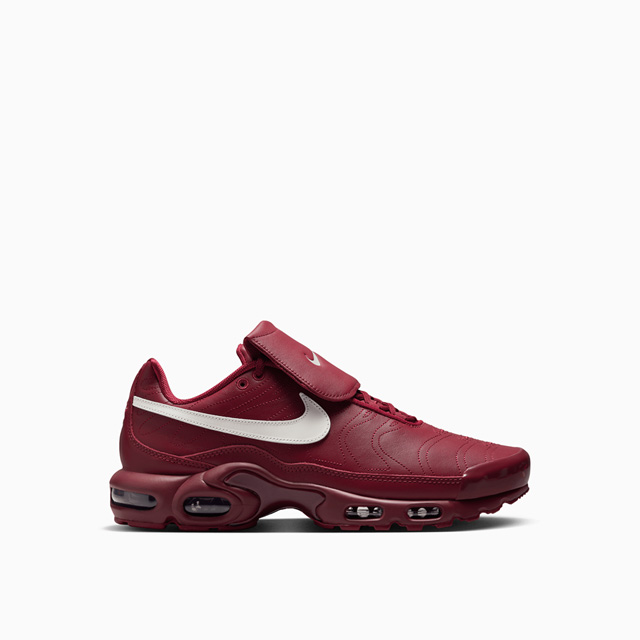 NIKE: NIKE AIR MAX PLUS 600