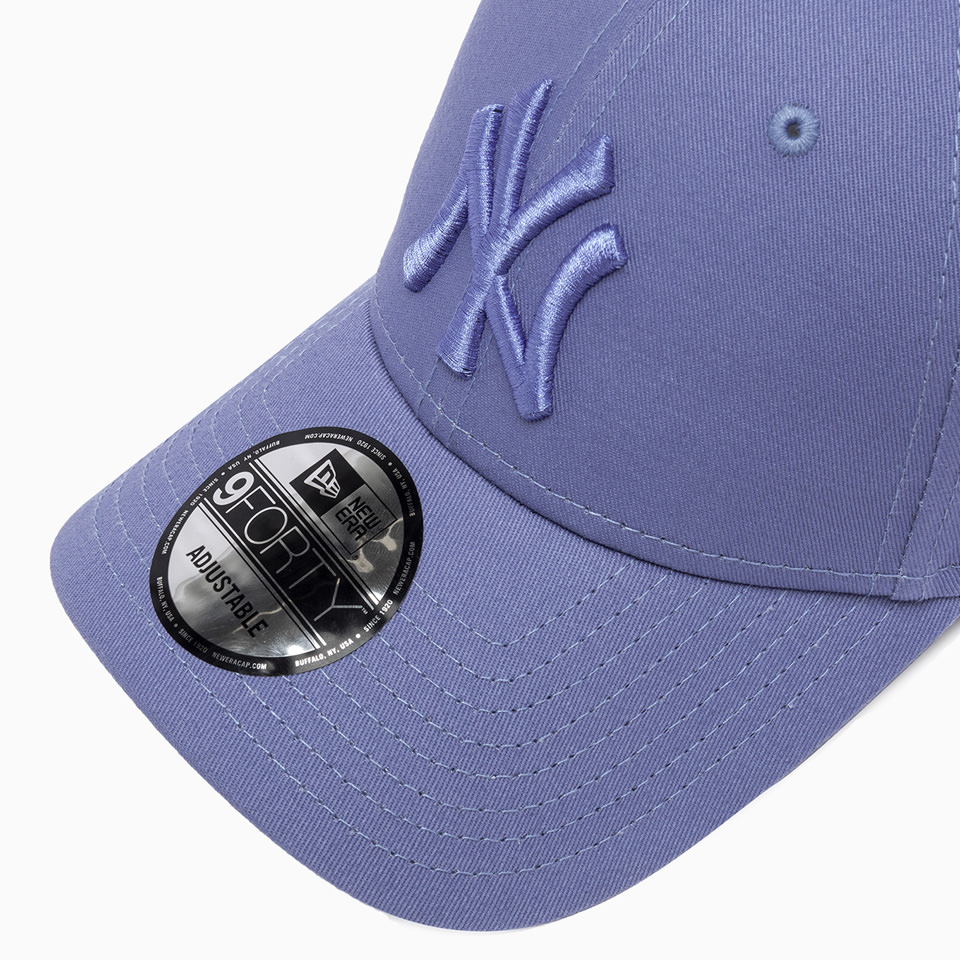 NEW ERA: NEW ERA LEAGUE ESSENTIAL NEW YORK YANKEES BASEBALL CAP