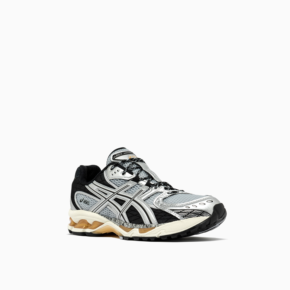 ASICS: GEL-NIMBUS 10.1 SNEAKERS 1203A543