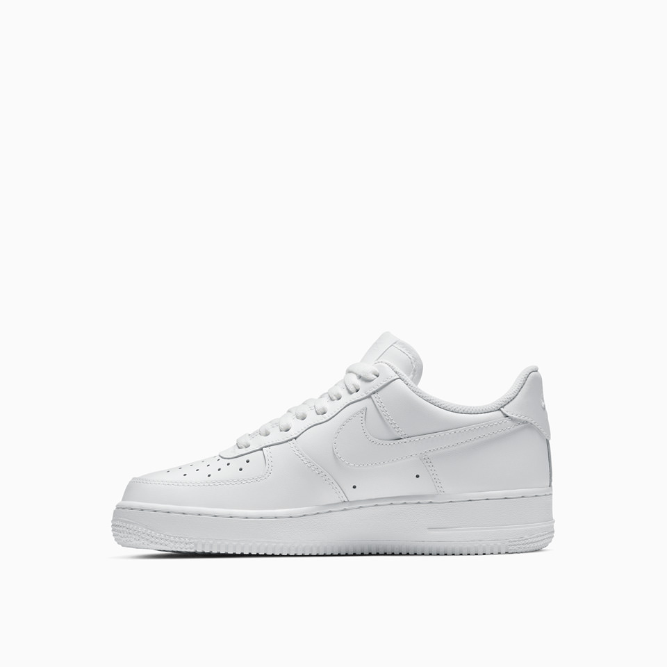 NIKE: SNEAKERS NIKE AIR FORCE 1 '07 DD8959-100