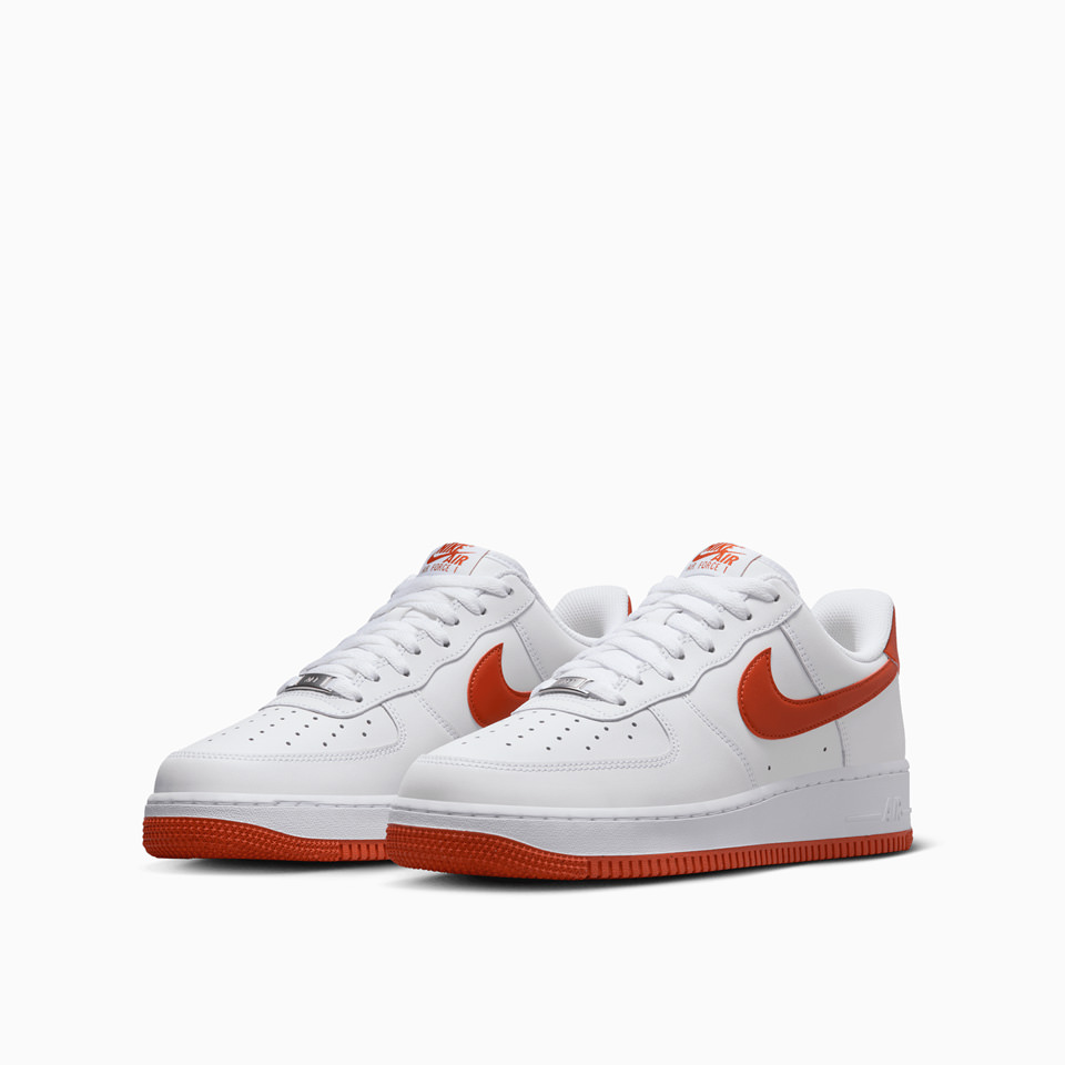 NIKE: SNEAKERS NIKE AIR FORCE 1 '07 FJ4146-106