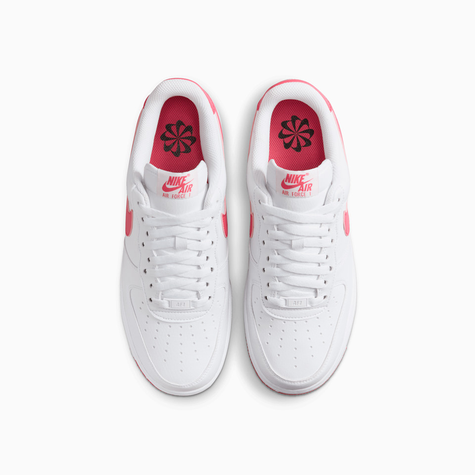 NIKE: NIKE AIR FORCE 1 '07 SNEAKERS DC9486-102