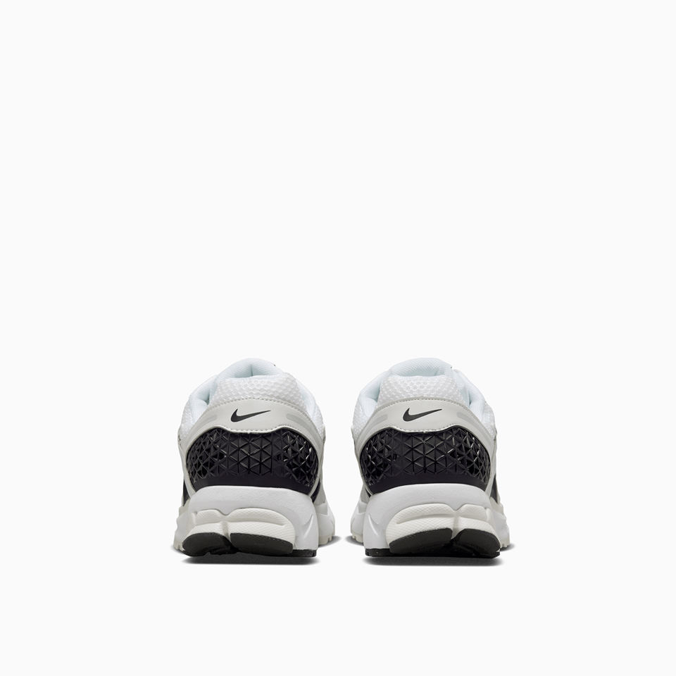 NIKE: SNEAKERS NIKE ZOOM VOMERO 5 FB9149-101