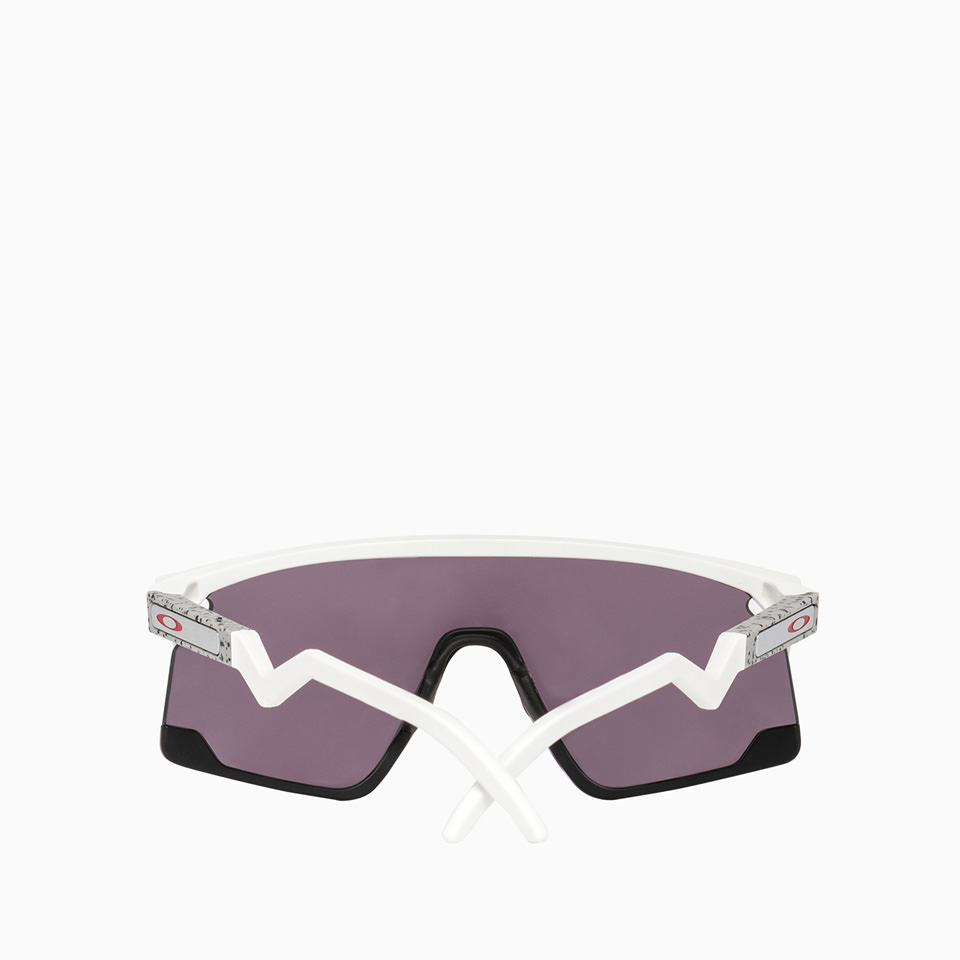 OAKLEY: OAKLEY BXTR SUNGLASSES