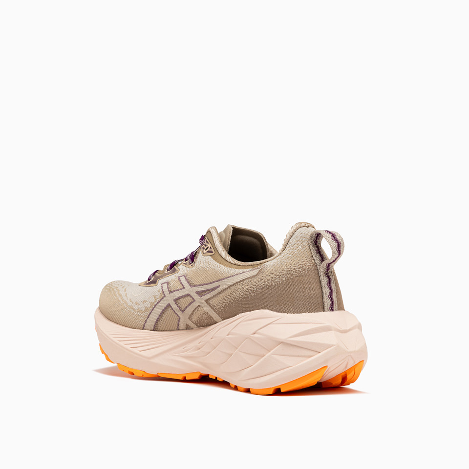 ASICS: ASICS NOVABLAST 4 TR SNEAKERS 1012B654