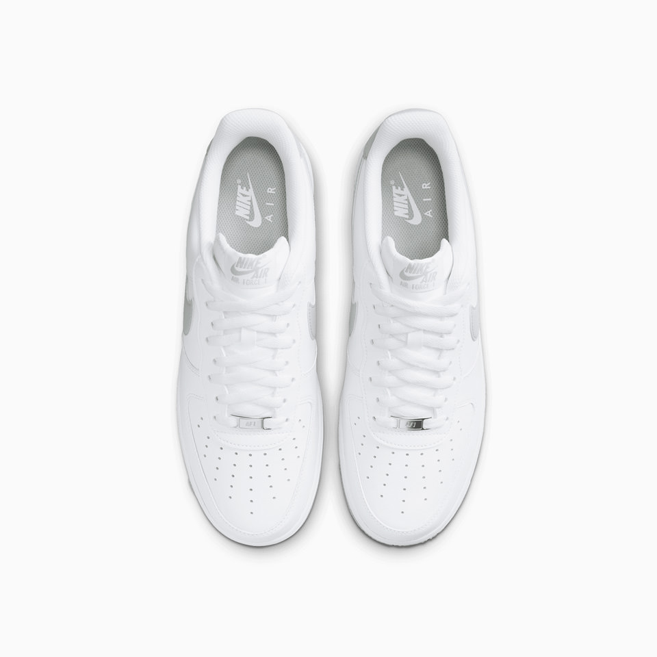 NIKE: SNEAKERS NIKE AIR FORCE 1 '07 FJ4146-100