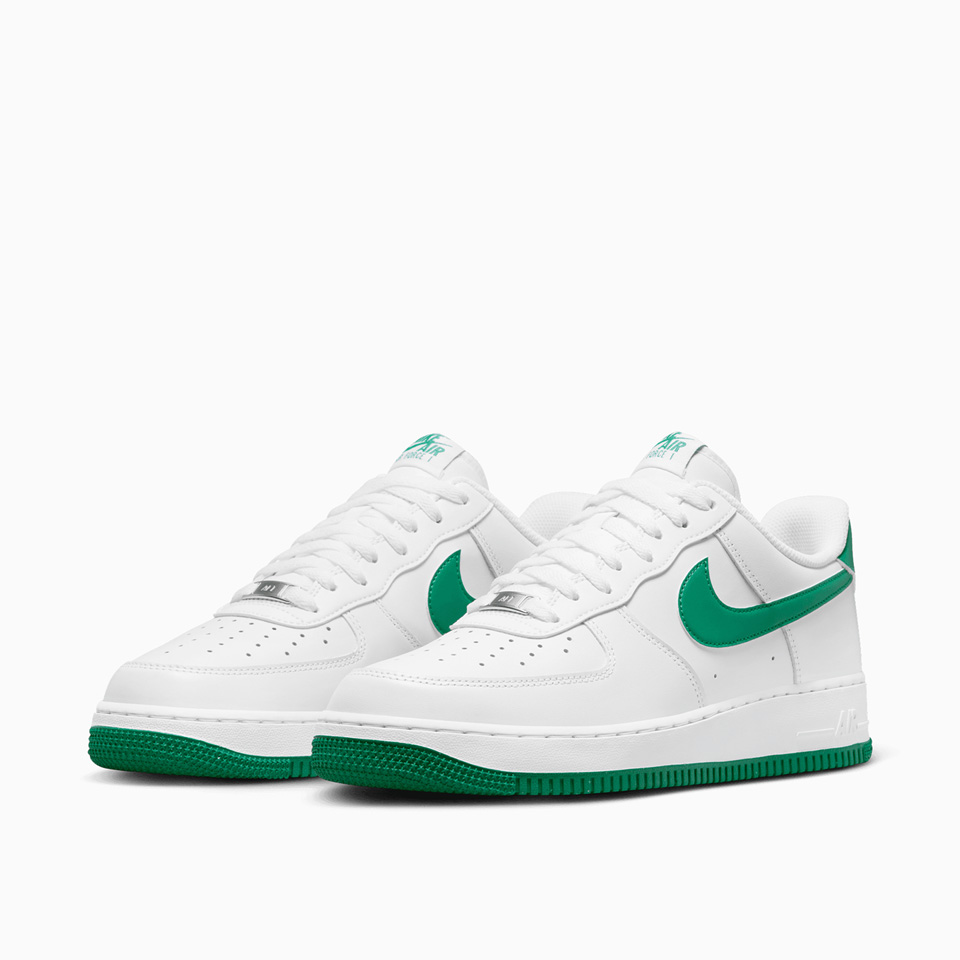 NIKE: SNEAKERS NIKE AIR FORCE 1 '07 FJ4146-102