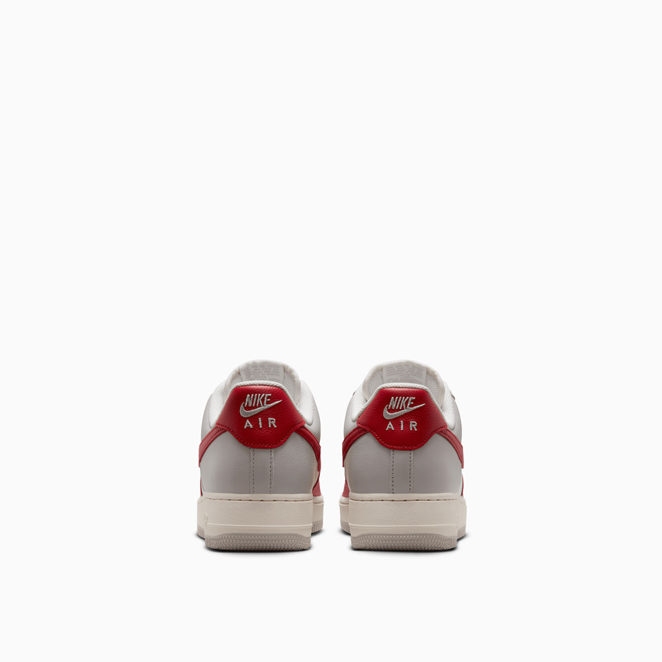 NIKE: SNEAKERS NIKE AIR FORCE 1 '07 HJ9094-012