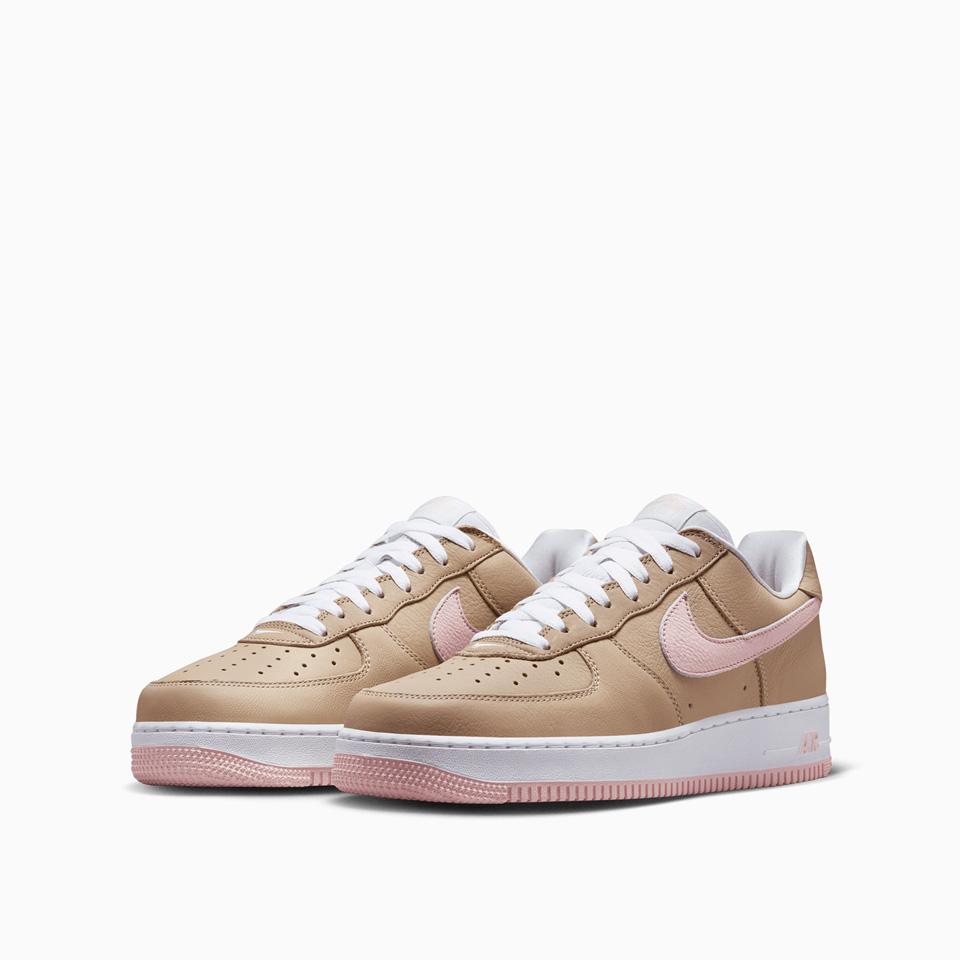 NIKE: NIKE AIR FORCE 1 LOW RETRO 201