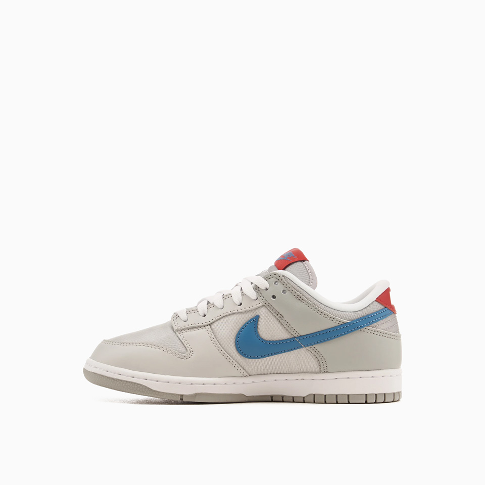 NIKE: Nike Dunk Low 001