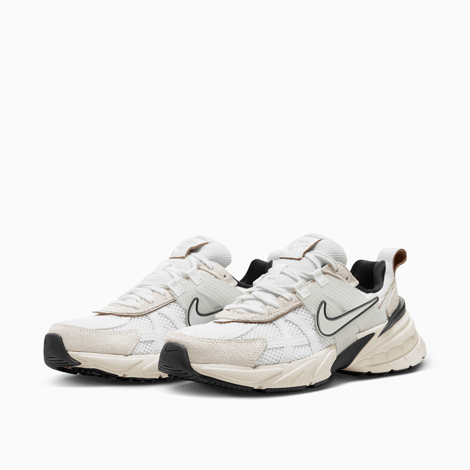 NIKE: NIKE V2K RUN (W) SNEAKERS FN6703-100