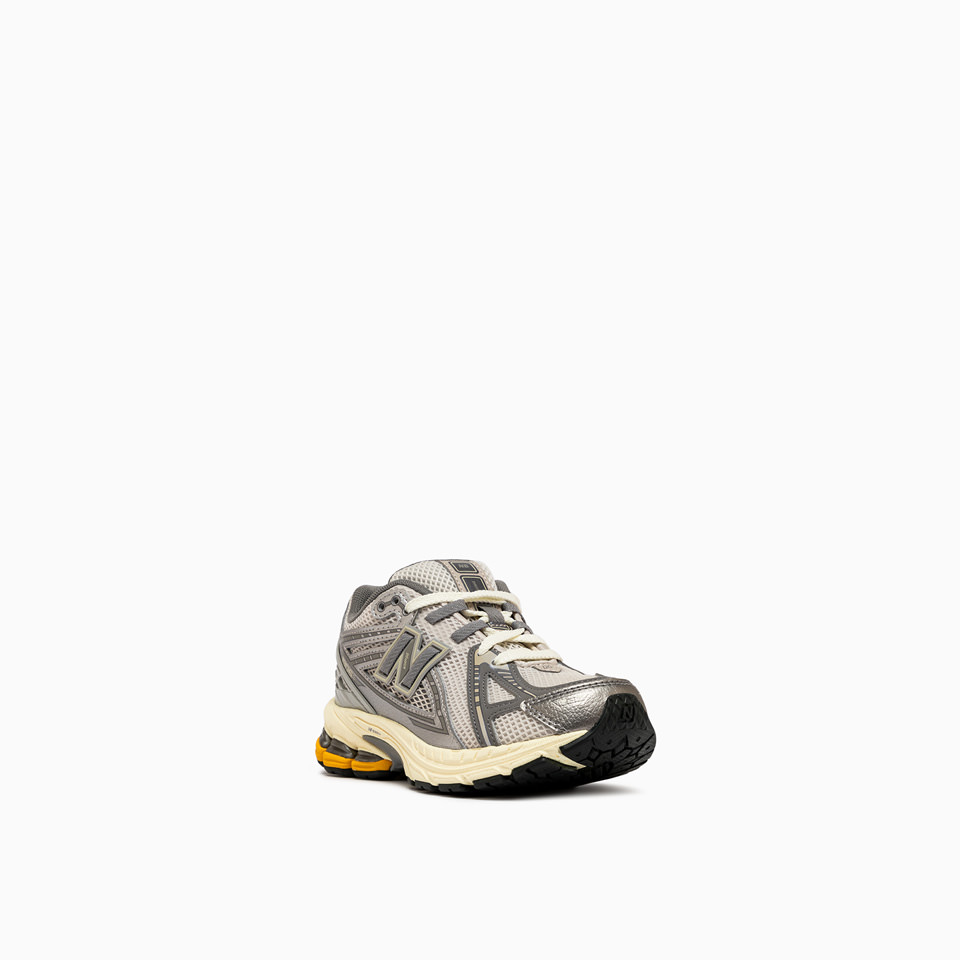 NEW BALANCE: NEW BALANCE 1906 SNEAKERS PC190RD