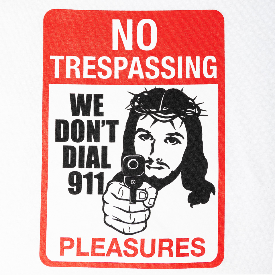 PLEASURES: T-SHIRT PLEASURES TRESPASSING